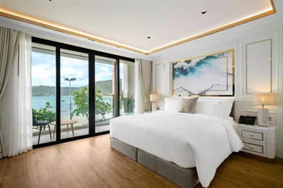 Camera Matrimoniale Deluxe con Vista Mare — The Cyan at Patong Hotel